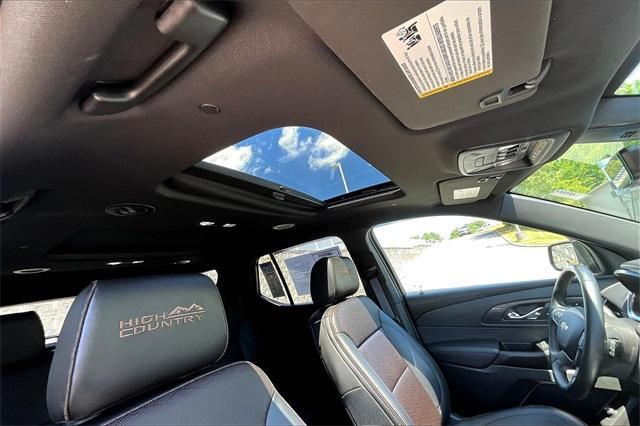 used 2023 Chevrolet Traverse car, priced at $39,500