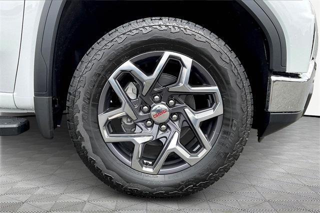 new 2026 GMC Sierra 1500 car, priced at $65,895