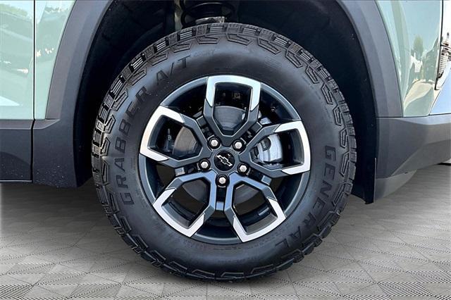 new 2026 Chevrolet Equinox car, priced at $38,840