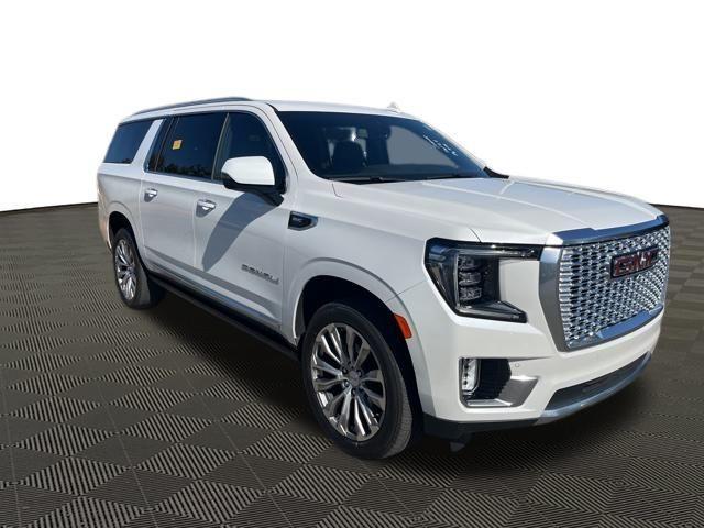 used 2022 GMC Yukon XL car, priced at $65,899