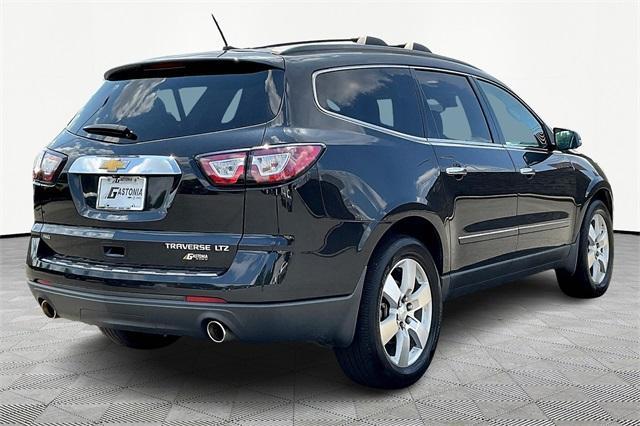 used 2015 Chevrolet Traverse car, priced at $10,000
