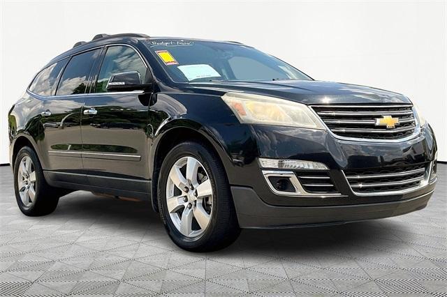 used 2015 Chevrolet Traverse car, priced at $10,000