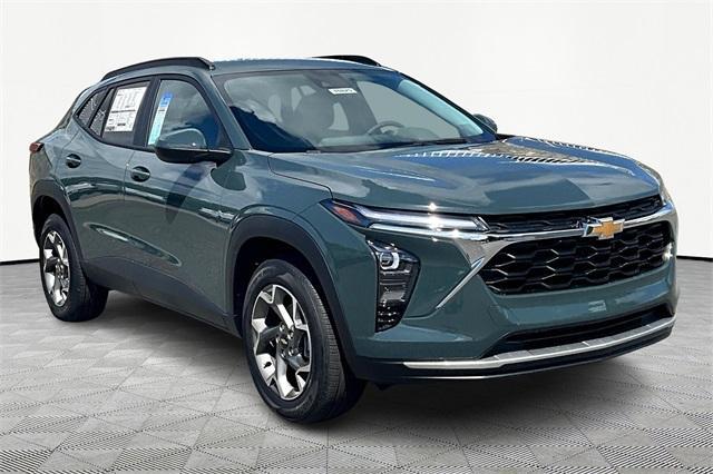 new 2025 Chevrolet Trax car, priced at $23,985