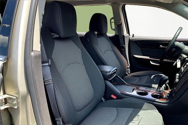 used 2014 Chevrolet Traverse car, priced at $12,863