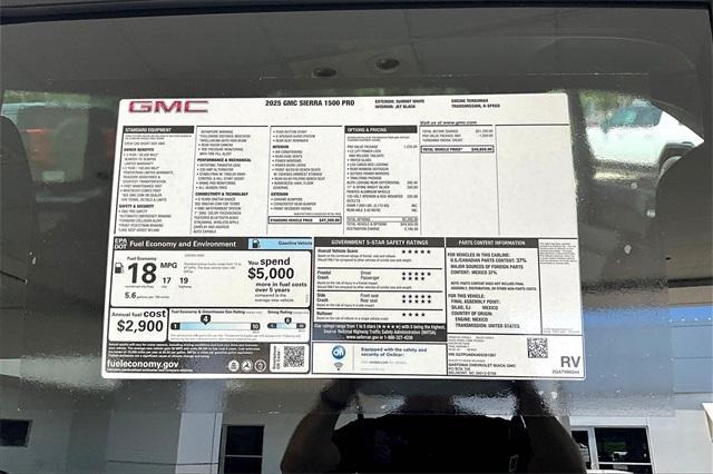 new 2025 GMC Sierra 1500 car, priced at $43,850