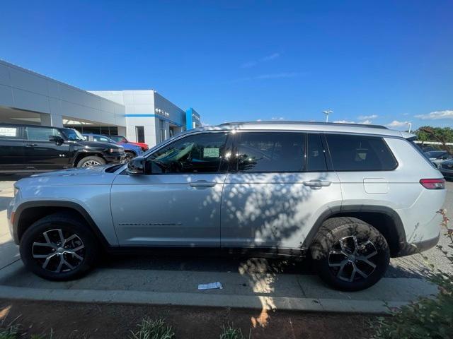 used 2023 Jeep Grand Cherokee L car, priced at $33,000