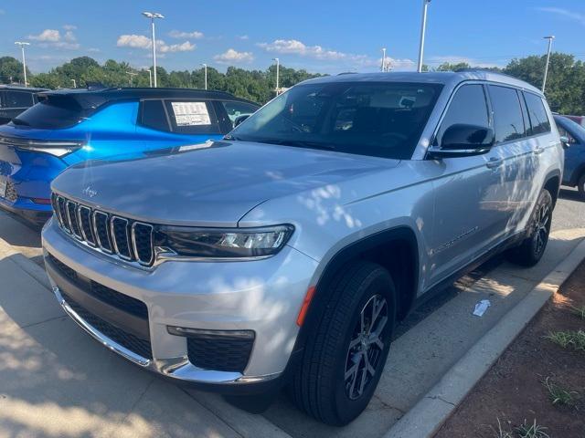 used 2023 Jeep Grand Cherokee L car, priced at $33,000