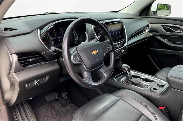 used 2021 Chevrolet Traverse car, priced at $25,099