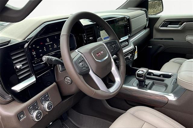 new 2025 GMC Sierra 1500 car, priced at $62,220