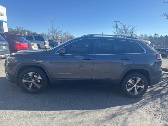 used 2019 Jeep Cherokee car, priced at $18,500