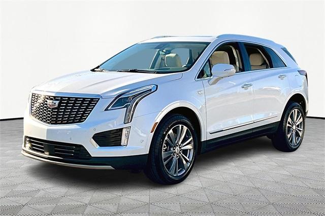 new 2025 Cadillac XT5 car, priced at $57,990