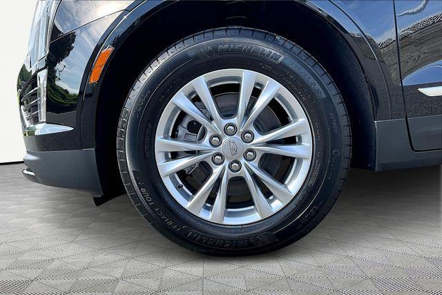 new 2025 Cadillac XT5 car, priced at $40,915