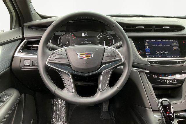 used 2025 Cadillac XT5 car, priced at $44,663