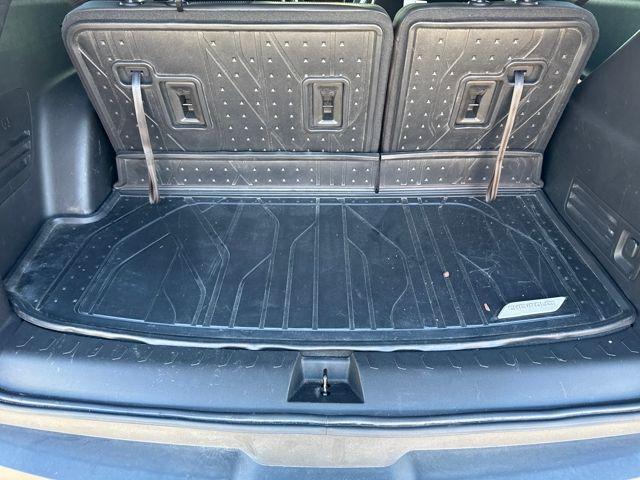 used 2023 Chevrolet Traverse car, priced at $37,674