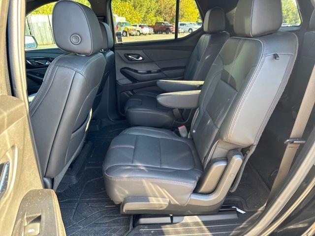used 2023 Chevrolet Traverse car, priced at $37,674