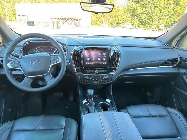 used 2023 Chevrolet Traverse car, priced at $37,674