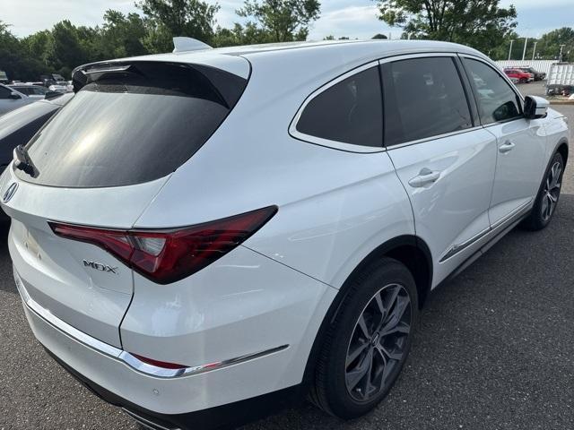 used 2022 Acura MDX car, priced at $43,175