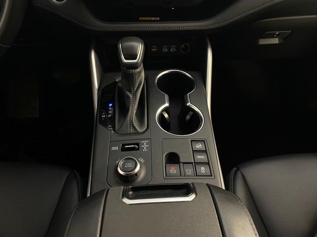 used 2024 Toyota Highlander car, priced at $46,045