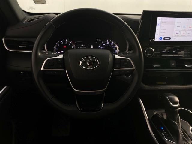 used 2024 Toyota Highlander car, priced at $46,045