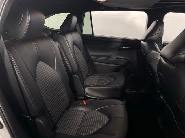 used 2024 Toyota Highlander car, priced at $46,045