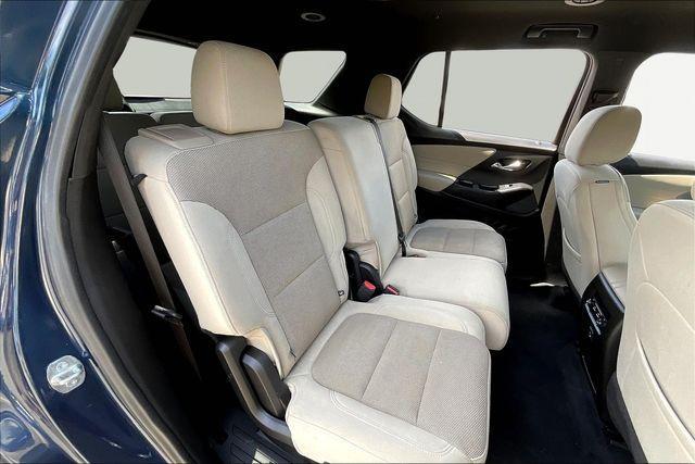 used 2022 Chevrolet Traverse car, priced at $27,729