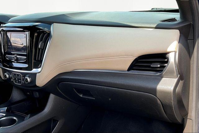 used 2022 Chevrolet Traverse car, priced at $27,729