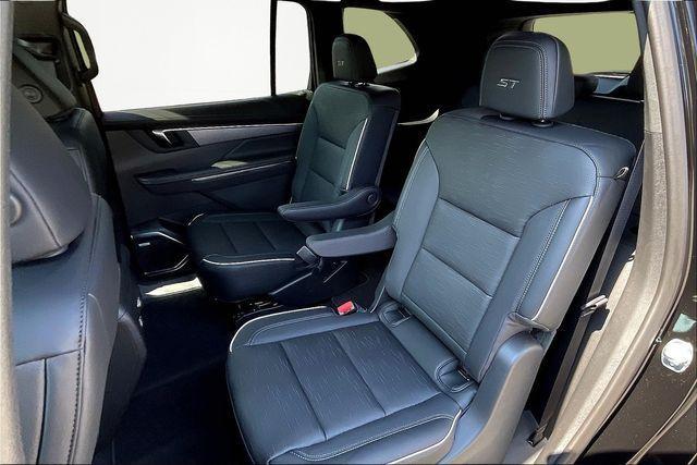 new 2026 Buick Enclave car, priced at $53,305