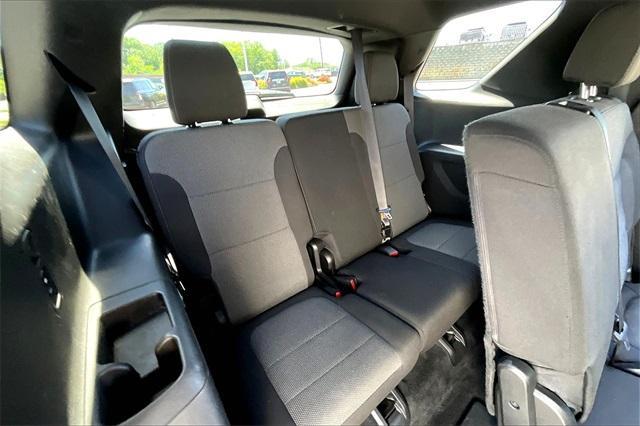 used 2023 Chevrolet Traverse car, priced at $29,371