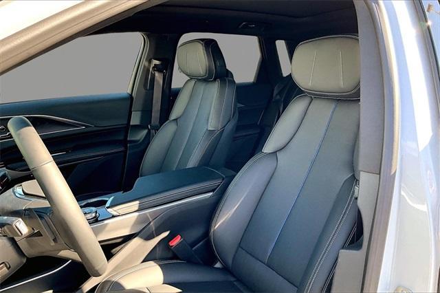 new 2025 Cadillac LYRIQ car, priced at $62,114