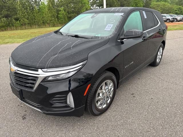 used 2023 Chevrolet Equinox car, priced at $26,000