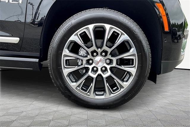 new 2025 GMC Yukon XL car, priced at $94,524