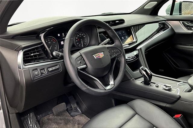 used 2024 Cadillac XT6 car, priced at $41,673