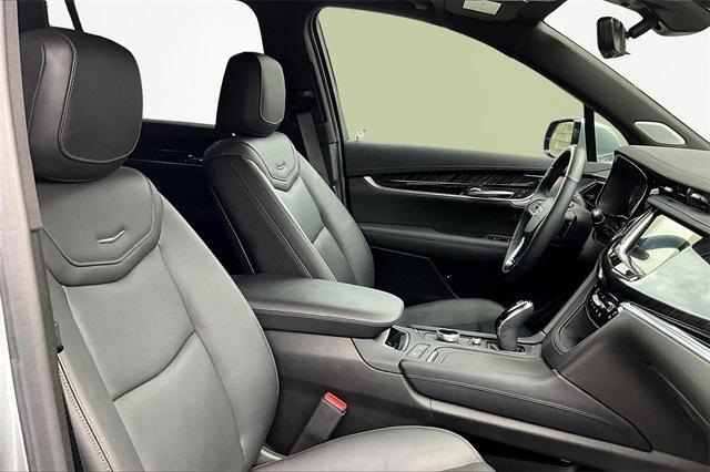 used 2024 Cadillac XT6 car, priced at $41,673