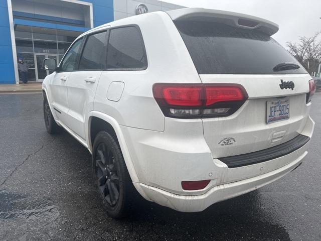 used 2017 Jeep Grand Cherokee car, priced at $16,021