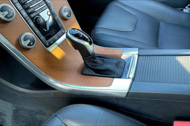 used 2017 Volvo XC60 car, priced at $12,885