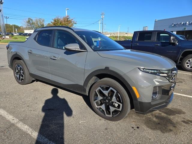 used 2023 Hyundai Santa Cruz car, priced at $32,000