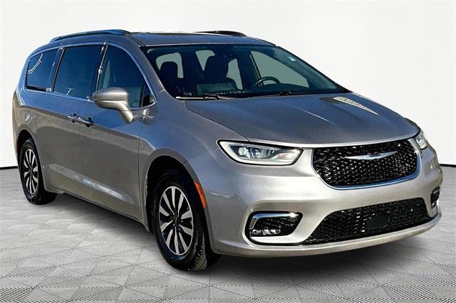 used 2021 Chrysler Pacifica car, priced at $22,204