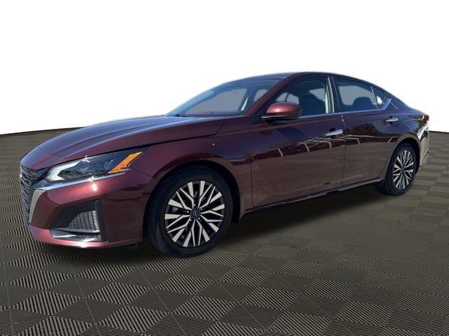 used 2023 Nissan Altima car, priced at $21,007