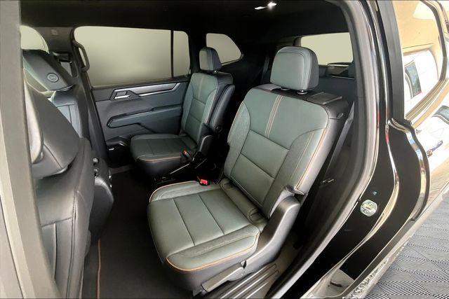 new 2025 GMC Acadia car, priced at $48,689