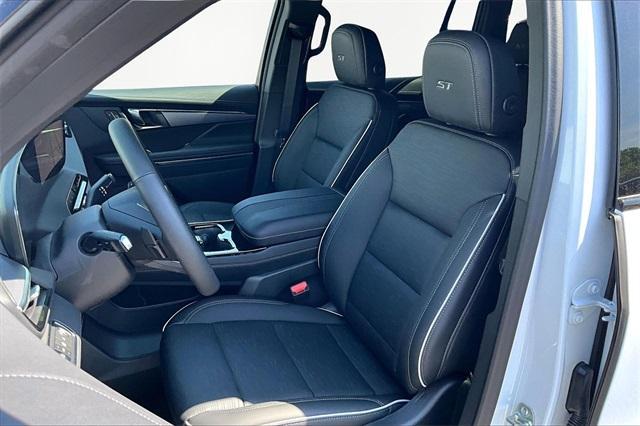 new 2025 Buick Enclave car, priced at $48,485