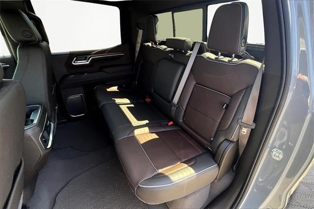new 2025 GMC Sierra 1500 car, priced at $73,550