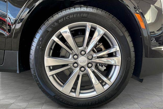 new 2025 Cadillac XT5 car, priced at $51,990