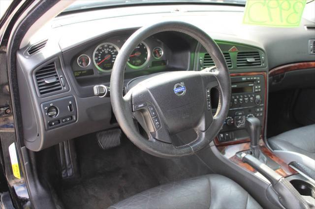 used 2007 Volvo XC70 car, priced at $3,995