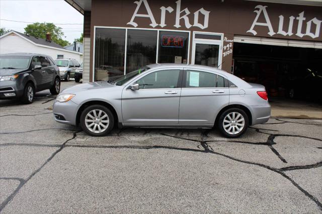 used 2013 Chrysler 200 car, priced at $5,995