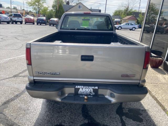 used 1998 GMC Sonoma car, priced at $4,995