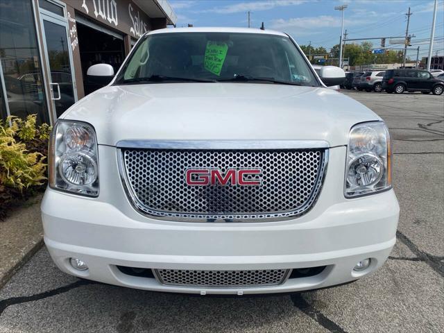 used 2013 GMC Yukon car, priced at $12,995