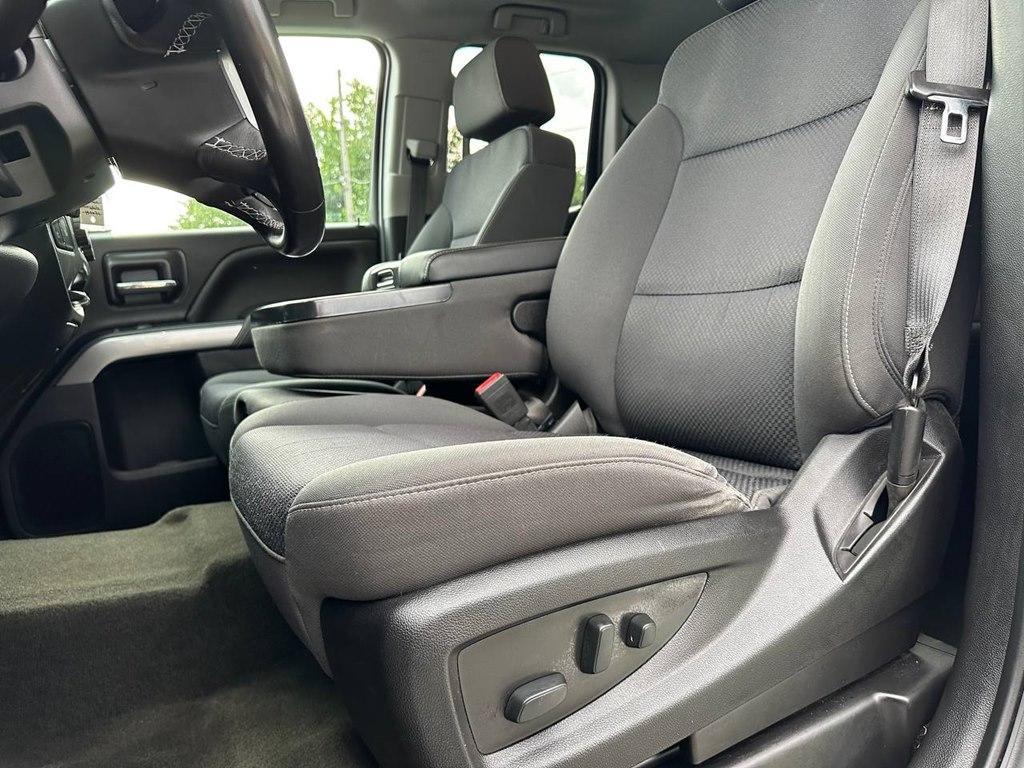 used 2018 Chevrolet Silverado 1500 car, priced at $25,480