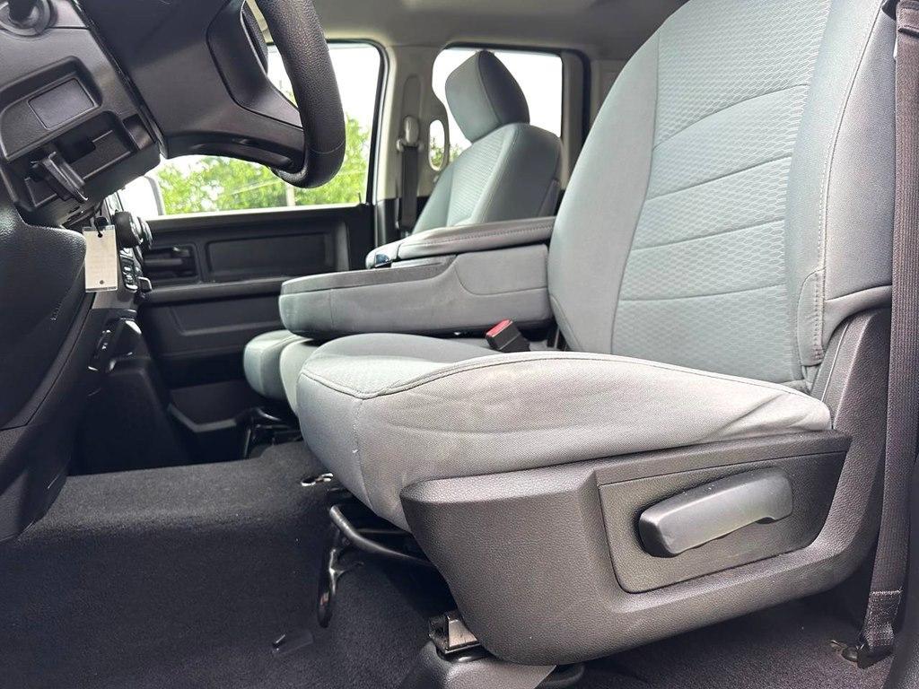 used 2019 Ram 1500 Classic car, priced at $21,283