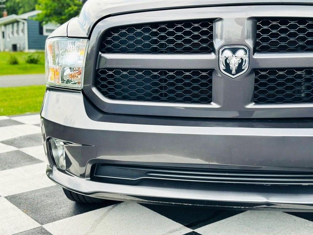 used 2019 Ram 1500 Classic car, priced at $21,283