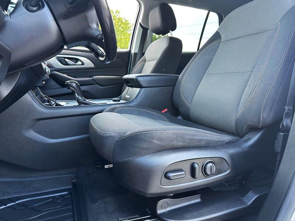 used 2019 Chevrolet Traverse car, priced at $20,407